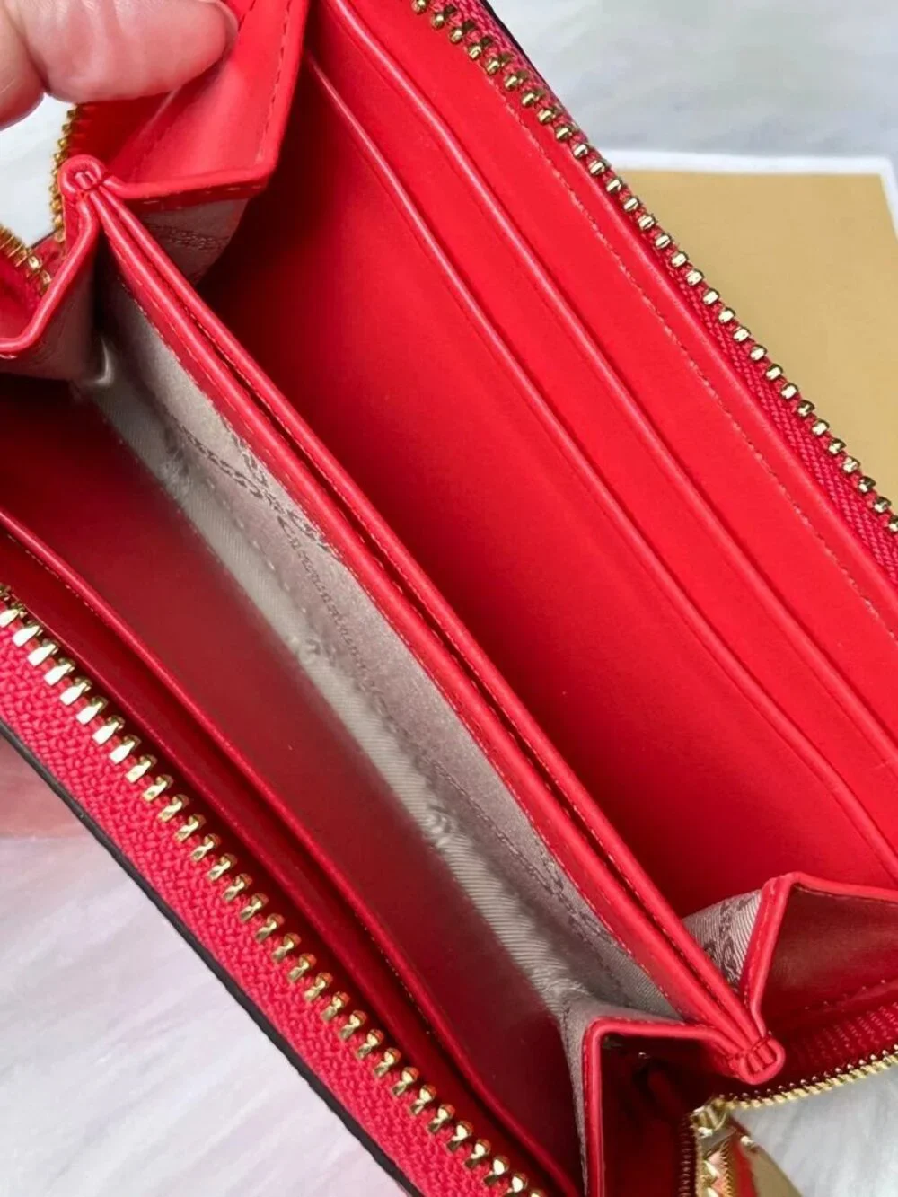 New Michael Kors Jet Set Zip Around Card Case/Small Wallet~Sangria Color